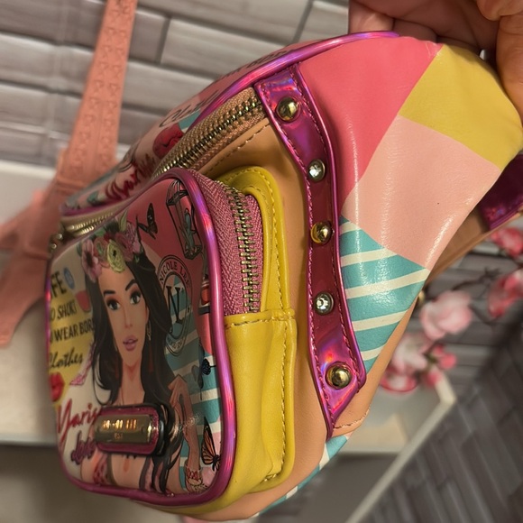 Pretty NL waist bag - Picture 5 of 13